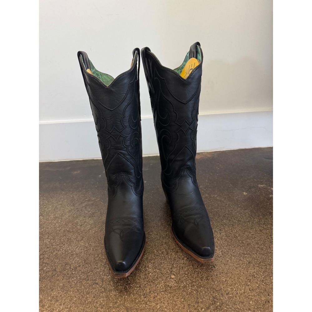 Corral Snip toe black stitching on black leather western boots - Picture 2 of 8